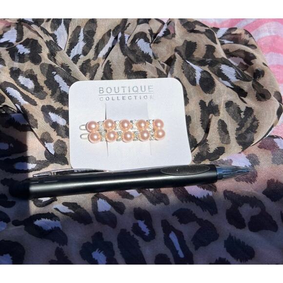 Faux Pearl Retro Deadstock New on Card Rhinestone Accent Hair barrettes NEW - Picture 10 of 12